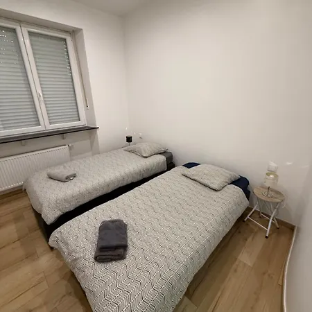 Homestay Centre *
